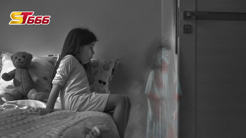 Mơ thấy ma đuổi - mơ thấy ma đánh con gì? 